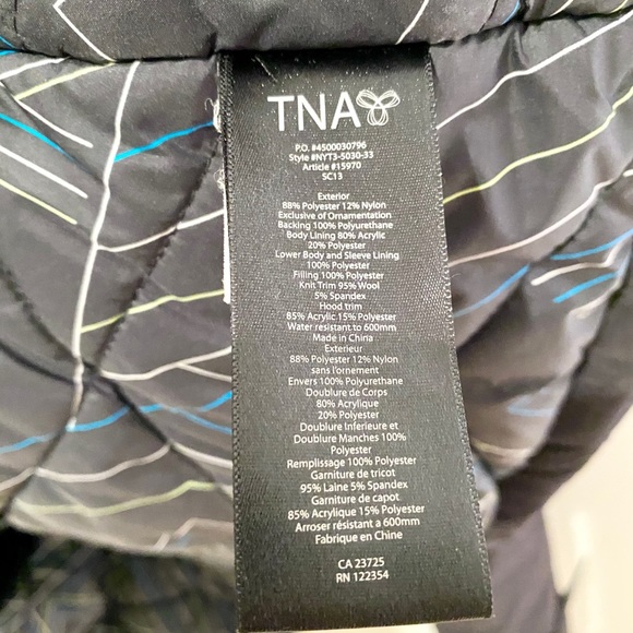 ❤️ TNA (Aritzia) ‘Vail’ Parka - Picture 8 of 10